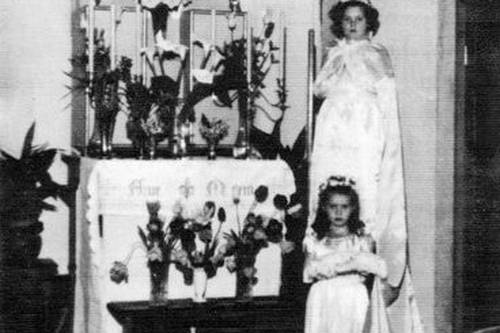 1954 May Crowning